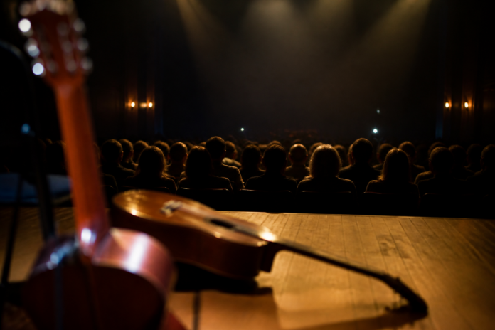 Orquestra de Violões toca clássicos da MPB no Teatro do Paiol em 3 de outubro