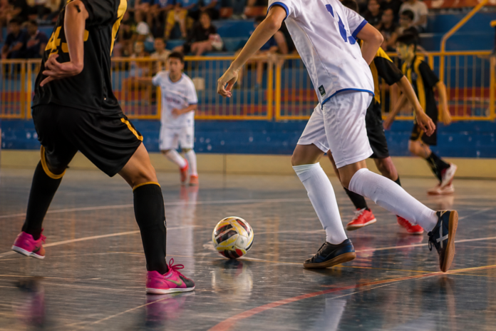 Sarandi avança no futsal estadual: Sub-15 vai às semifinais e Sub-14 segue no Paranaense