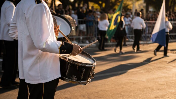 Telêmaco Borba faz desfile de 7 de Setembro com 75 instituições e tema de sustentabilidade
