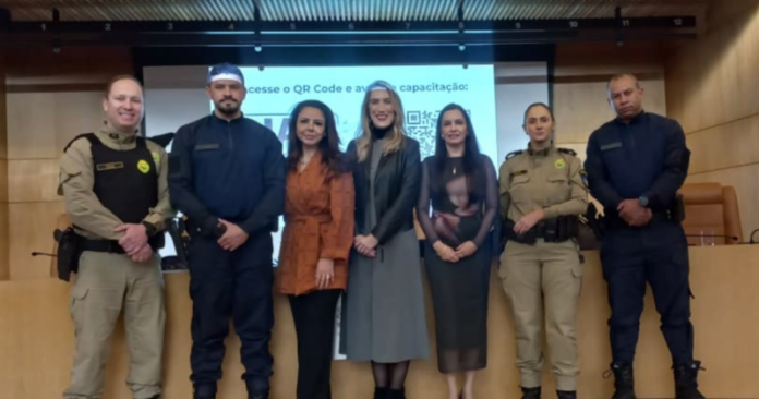 Guardas de Paranavaí treinam atendimento a mulheres vítimas de violência