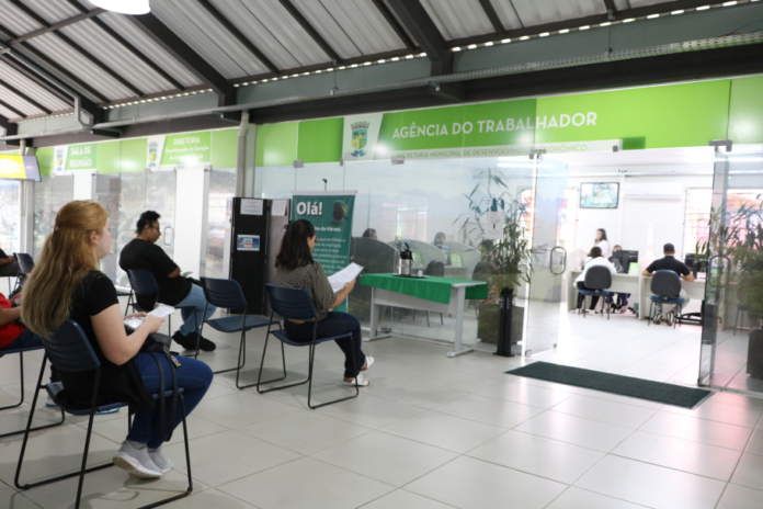 Agência do Trabalhador de Pinhais abre 19 vagas para pessoas com deficiência