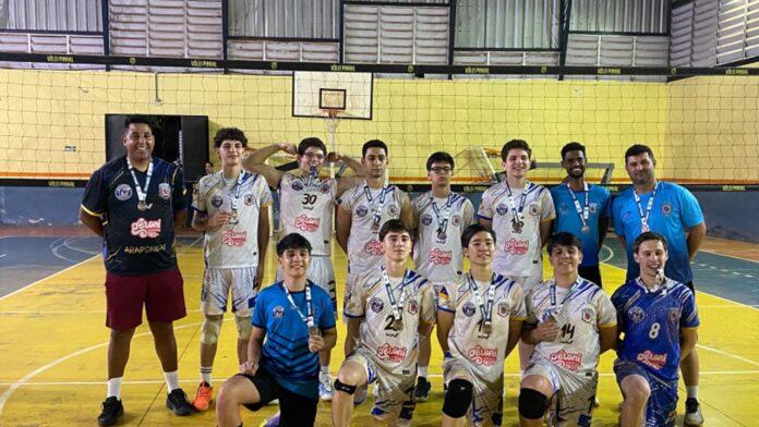 Arapongas avança nas quartas do Paranaense e projeta outubro intenso no vôlei