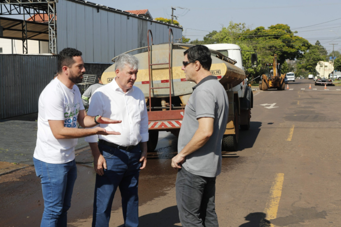 Cascavel começa reperfilamento de 700 quadras; obras alcançam Parque São Paulo, Santo Onofre e Cataratas
