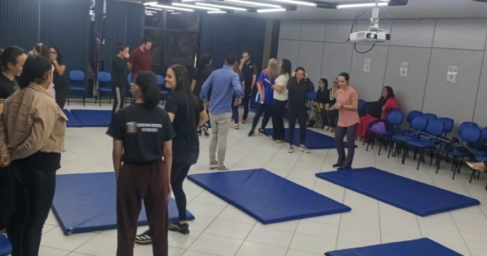 Paranavaí capacita 550 educadores sobre autismo e inclusão em agosto