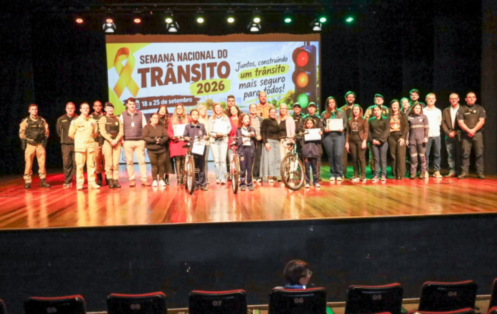 Arapongas abre Semana do Trânsito com concurso de paródias; veja as vencedoras