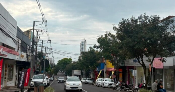Paranavaí tem risco moderado de temporais nesta quarta