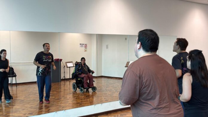 Festival de Dança de Cascavel leva oficinas a 7 bairros de hoje até sexta