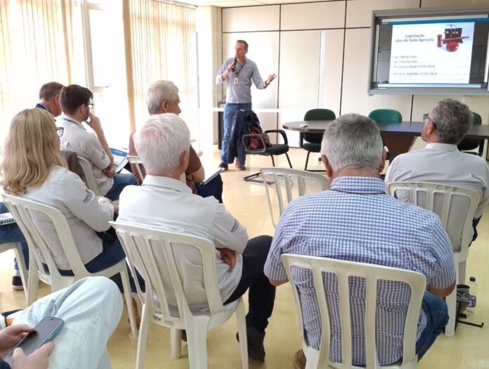 Marechal Cândido Rondon reúne agricultores para discutir El Niño e proteção do solo