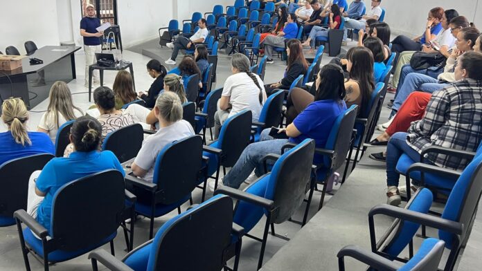 Matinhos debate saúde mental de profissionais de saúde no Setembro Amarelo