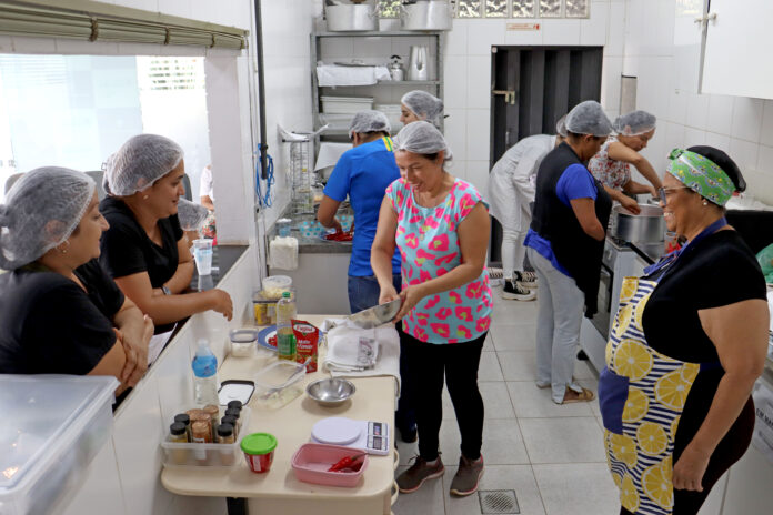 Londrina abre inscrições para curso de massas e risotos para mulheres