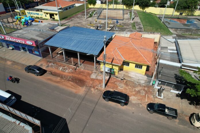 Restaurante Popular de Jacarezinho chega a 70% de execução no bairro Aeroporto