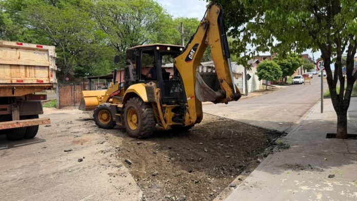 Cornélio Procópio instala faixas elevadas na Avenida da Integração, vias fecham até sábado