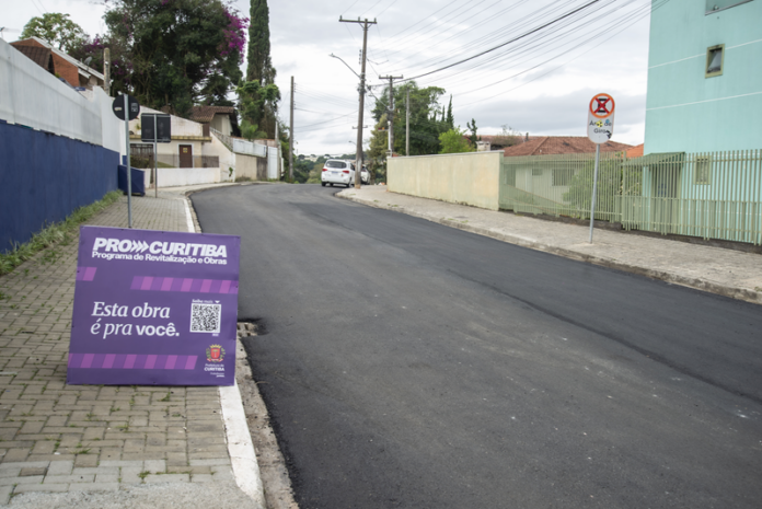Curitiba asfalta 1,4 km em Abranches e São Lourenço