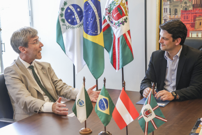 Curitiba busca parcerias com Áustria em cultura, turismo e negócios