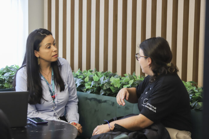 76 empreendedores negociam dívidas e buscam crédito em feira de Curitiba