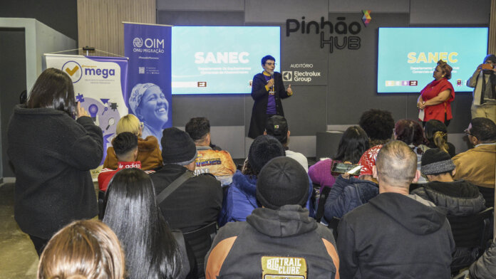 Curitiba oferece curso gratuito em empreendedorismo para migrantes na terça-feira