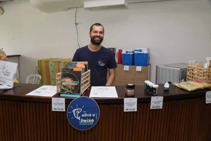 Startup de Curitiba leva peixe do litoral paranaense direto para a mesa