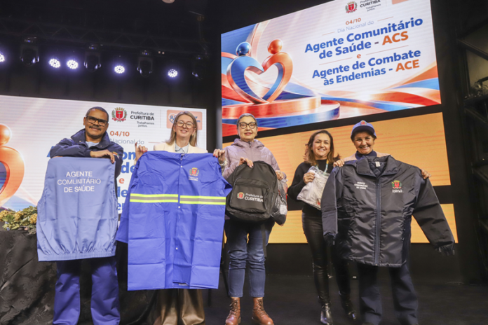 Curitiba entrega equipamentos de proteção a 619 agentes de saúde e endemias