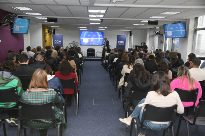 Curitiba reúne gestores e servidores para debater integridade pública e proteção de dados