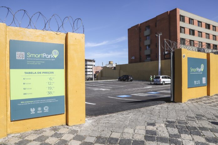 Curitiba tem cinco SmartParks com tarifa de R$ 3 a R$ 6,40; veja onde estão