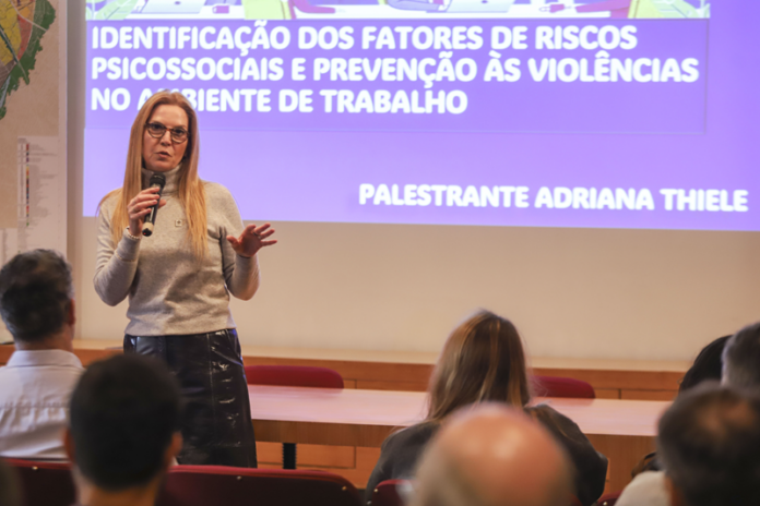 Ippuc promove evento sobre saúde mental e assédio para seus servidores