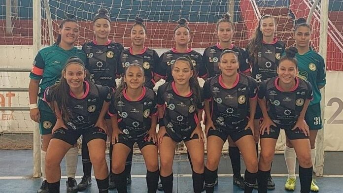 Colombo enfrenta Londrina nas quartas do futsal feminino