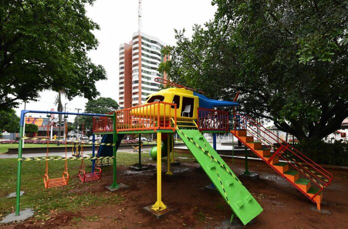 Umuarama ganha playgrounds temáticos para o Dia da Criança, passeios e doces são grátis