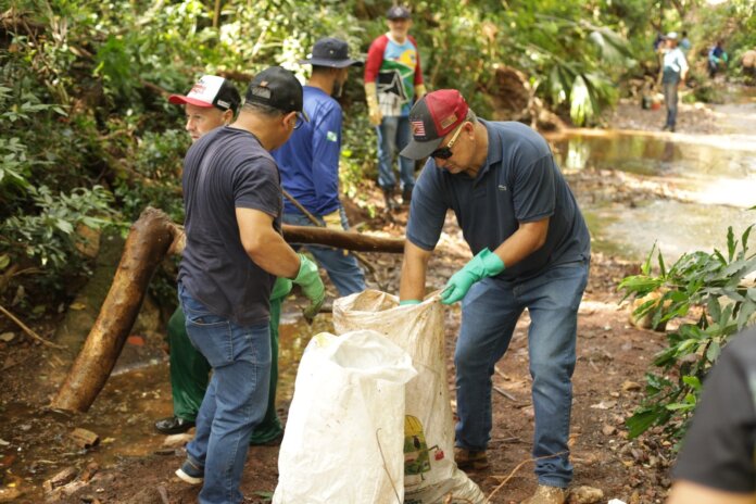 Cascavel limpa Rio Cascavel nesta quarta com voluntários e orientação ambiental