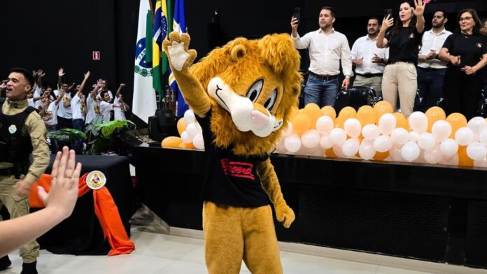 Rolândia forma 943 alunos no Proerd em cerimônia na terça