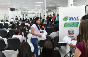 271 candidatos encaminhados em mutirão de emprego em Umuarama, 350 vagas disponíveis