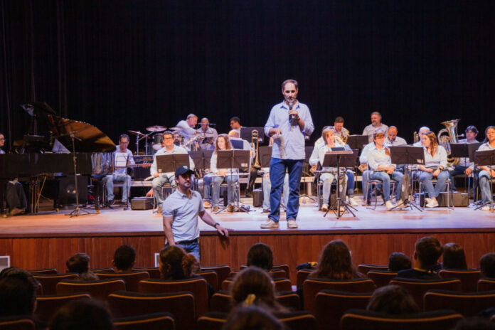 Apuca Kids 2026 abre com concerto da banda municipal para crianças