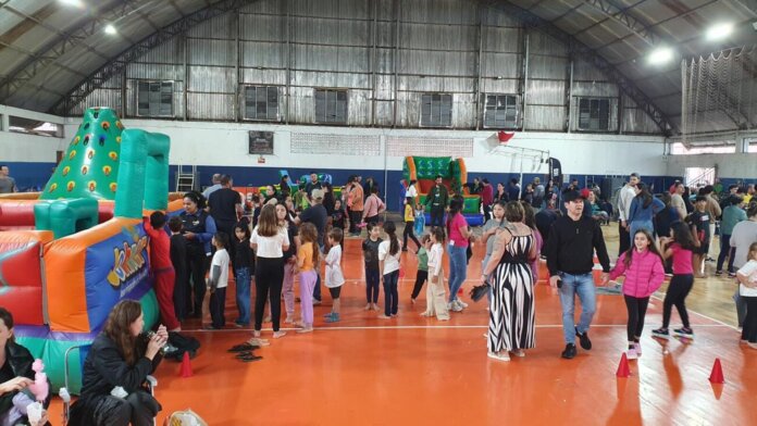 Toledo oferece recreação gratuita para crianças até 31 de outubro em parques e ginásios