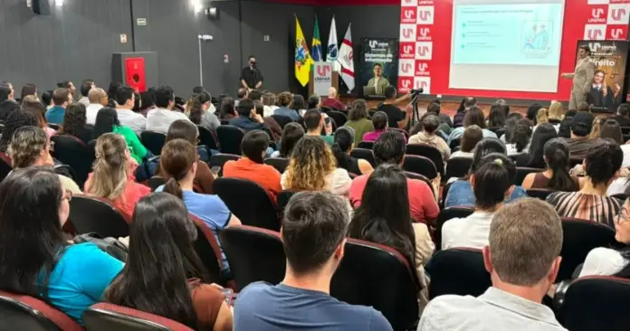 Paranavaí capacita profissionais de saúde em tratamento da dor
