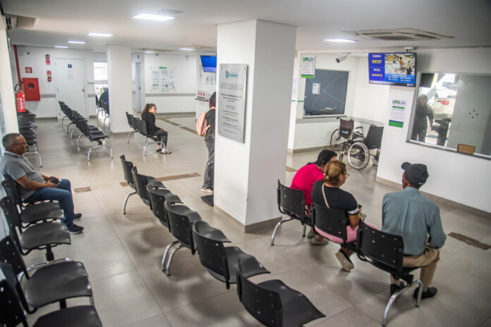 UPA de Paranaguá reduz espera em 11 minutos, fila caiu de 34 para 23 minutos