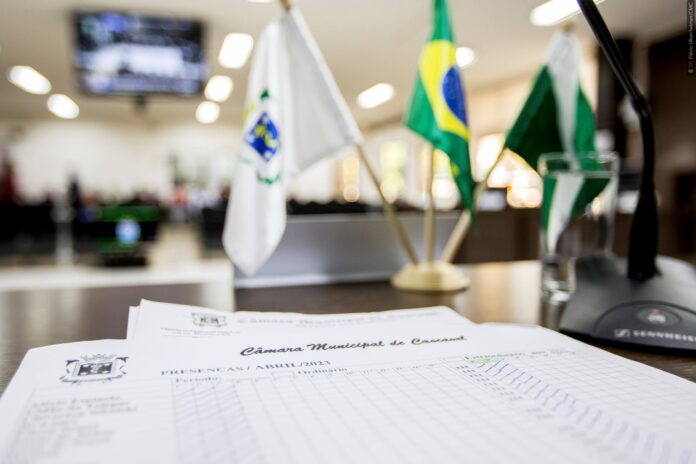 Câmara de Cascavel vota projetos sobre reciclagem, crimes sexuais e gestão ambiental