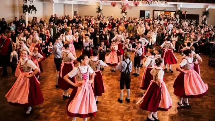 Dança folclórica germânica acontece sexta-feira no Ginásio Clarindo Bortolon