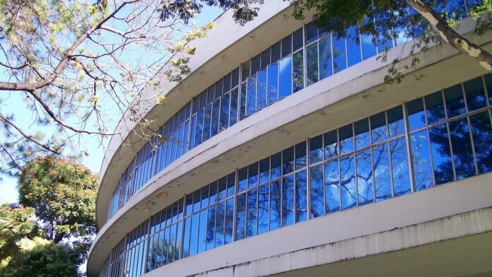 Biblioteca Pública de Londrina comemora 75 anos com concerto de música barroca nesta sexta (16)