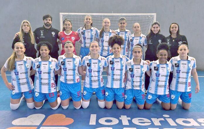 Colombo enfrenta Londrina nas quartas do paranaense feminino de futsal