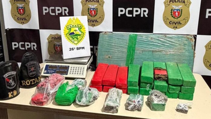 PM prende quatro e apreende 25 kg de maconha em Telêmaco Borba