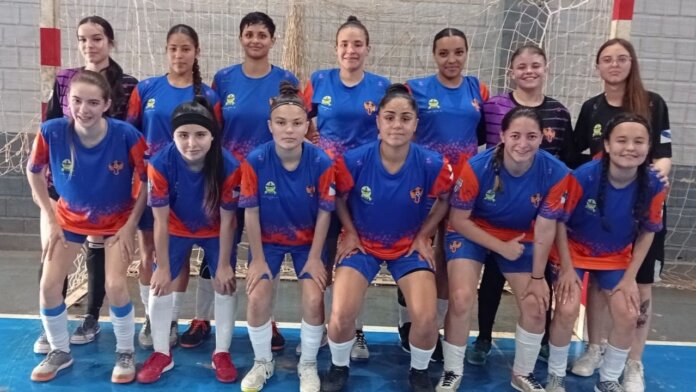 MBM feminino de Ponta Grossa avança à final do Paranaense Sub-17