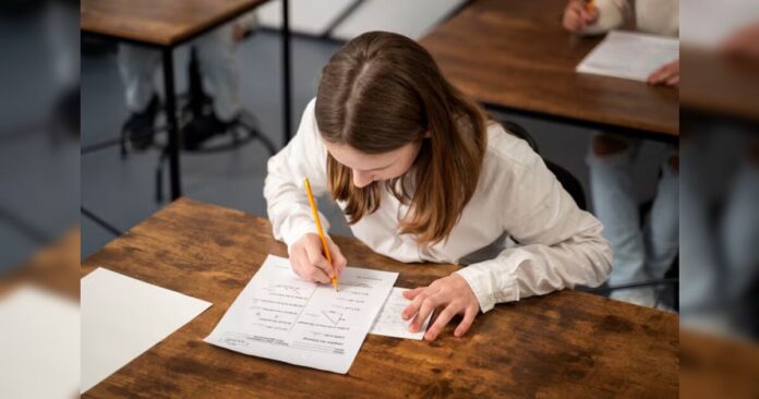 UEM abre 12 vagas para agentes universitários em cinco cidades: inscrições começam 6 de outubro
