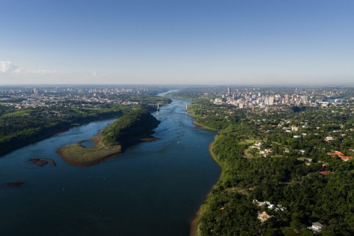 Foz do Iguaçu planeja recapeamento, pontes e revitalização de praças para 2027