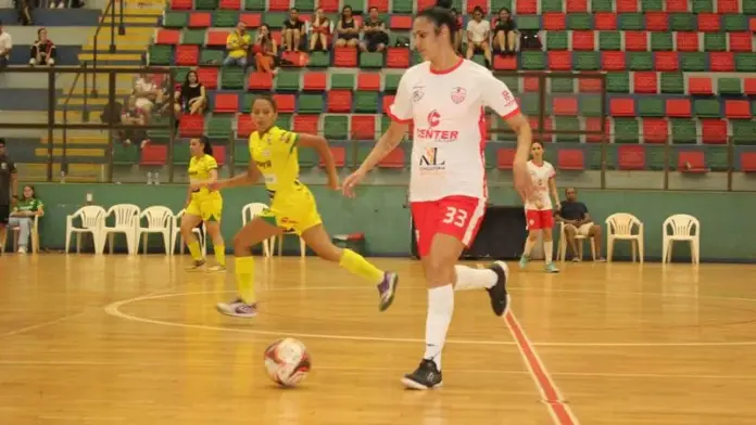 Center e JS Esportes fazem a final do Municipal de Futsal Feminino em Marechal Cândido Rondon