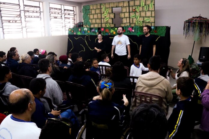 Festival de Teatro de Bonecos encerra com espetáculo e oficina gratuitos em Cornélio Procópio