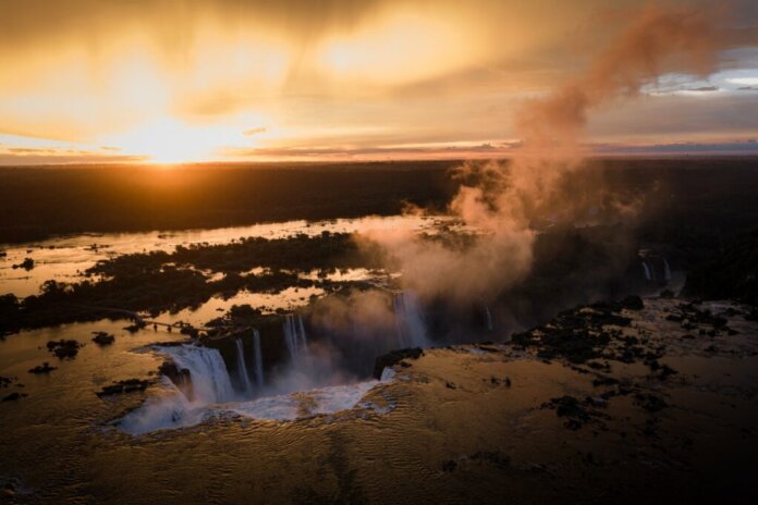 Foz do Iguaçu promove turismo entre agentes de viagens do Nordeste
