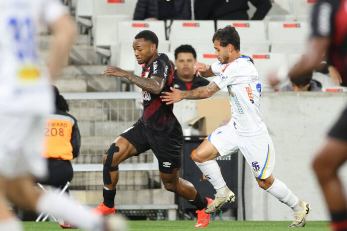 Athletico sub-17 é eliminado do Brasileiro após perder para o Cruzeiro