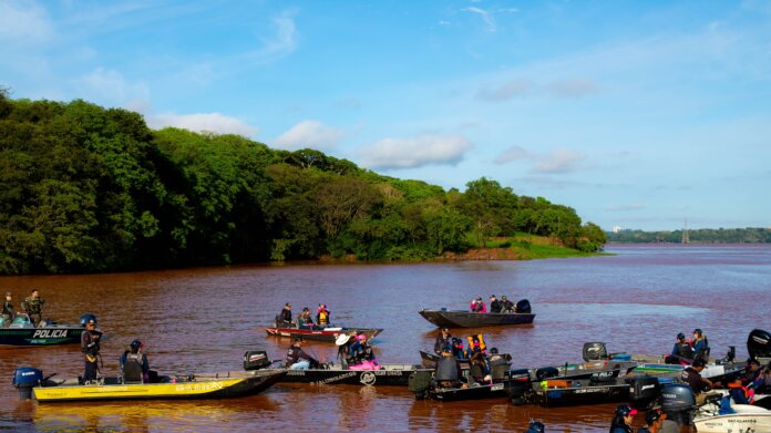 Guaíra reúne mais de 200 mulheres em encontros de pesca esportiva no Rio Paraná