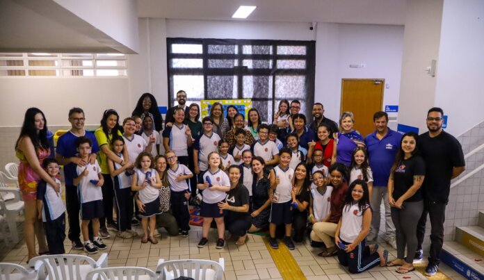 200 crianças de Maringá recebem óculos para correção visual