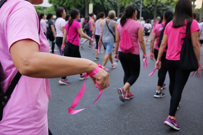 Outubro Rosa marca 10 anos com ações em 6 cidades do Paraná