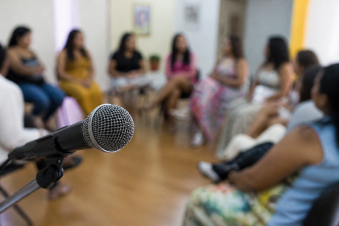 Londrina realiza Outubro Rosa com palestras e rodas de conversa para mulheres